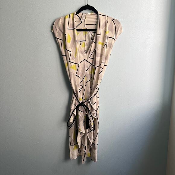 Diane Von Furstenburg Silk 'Damiana' V neck Geometric Midi Dress - 6 - Picture 2 of 6